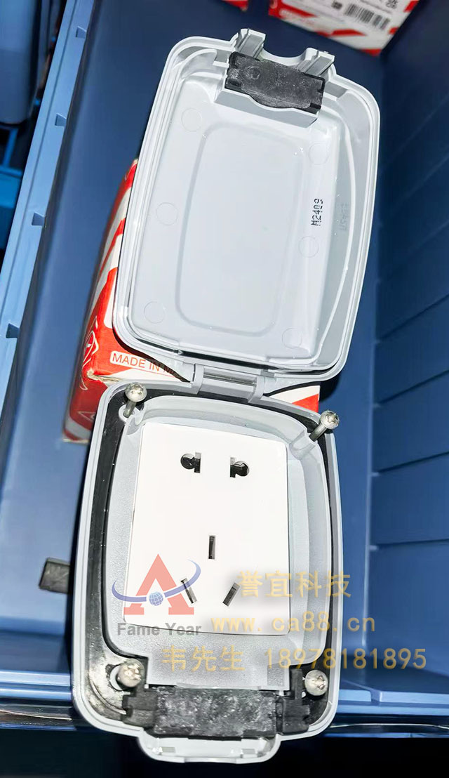 MK����86480GRY 1��10������ӿ� ����IP66�����ȼ���׼